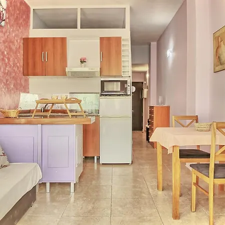 Апартаменты Aurinko 6 Acogedor En Фуэнхирола